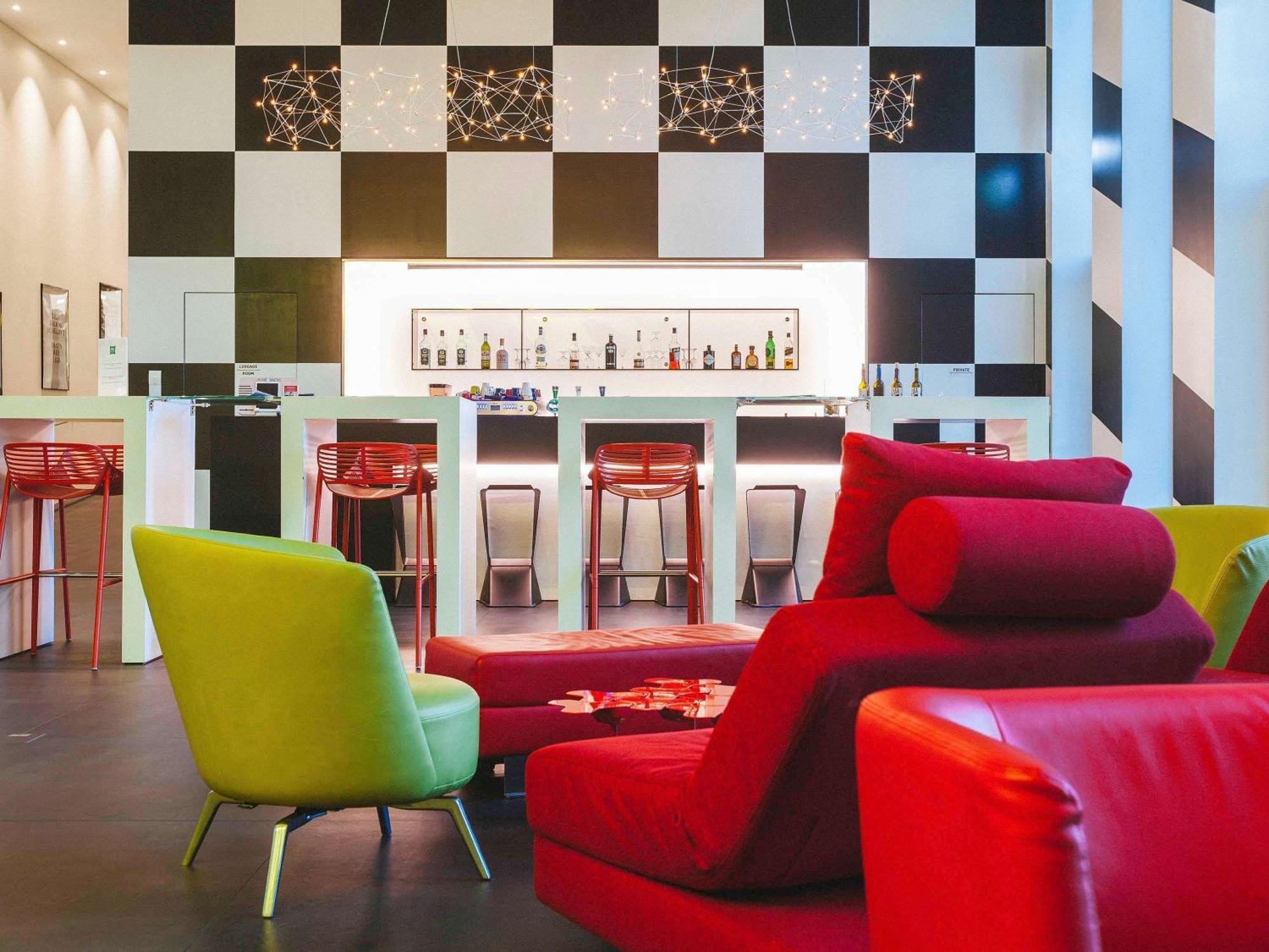 Ibis Styles 3*